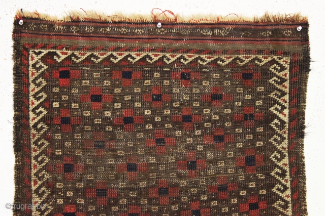 humble little antique baluch rug with a charming design I have never seen before. Thin but intact. Nice small size. 19th c. 2'3" x 3'7"        