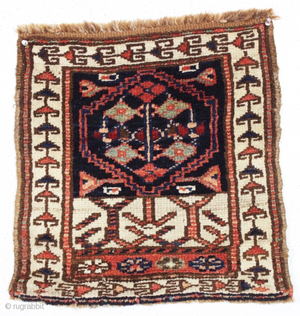 interesting antique little bagface with a charming and quirky design. Good condition with coarse weave, healthy pile and no repairs. All good colors. All wool. Reasonably clean. Possibly kurdish or Luri origin.  ...