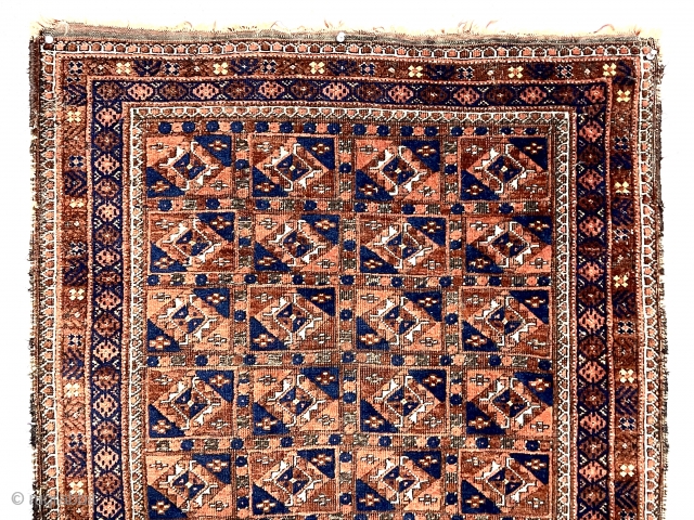 Antique Baluch rug. Great small size and uncommon aina gul field. Overall good pile with heavily oxidized blacks. All natural colors including lots of medium blues and small yellow highlights. Reasonably clean.  ...