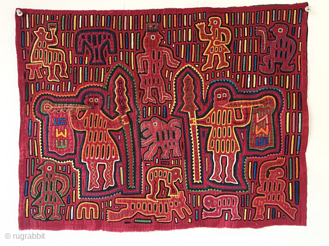 Textile bin clean out. Charming little mola. Colorful. Good condition. 17” x 21”
waynecbarron@gmail.com                    