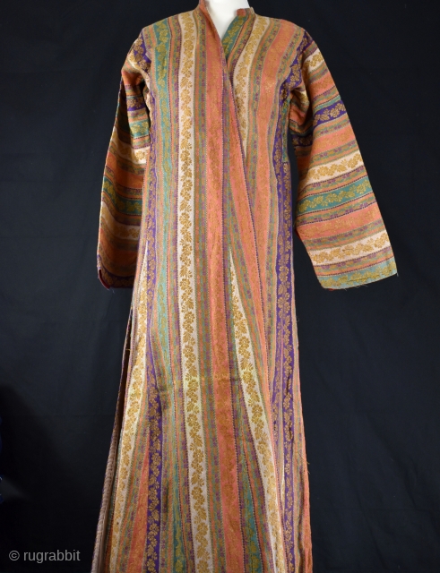 Turkish 19c. traditional womens robe cotton with metal wrapped thread
small wear under one arm and some staining to lining..overall good condition
 size petite SOLD         