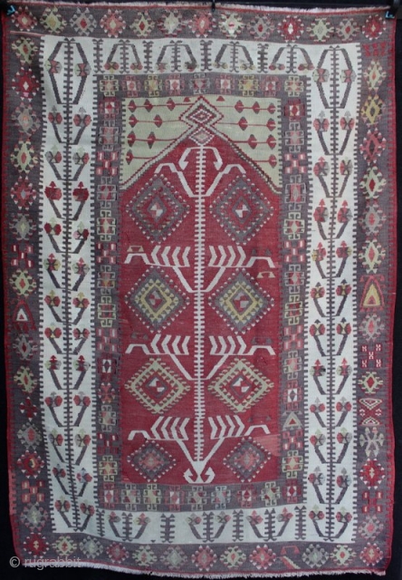 Anatolian Prayer kilim from Gomurgen in the Kayseri region. Finely woven, very good drawing and in good condition with limited small repairs. Use of two different very fine metallic bound threads in  ...