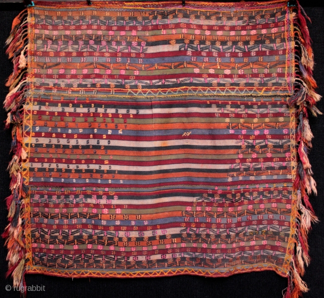 East Anatolian woman's traditional shawl/belt called a şal kuşak from Sivas

Part of a traditional woman's costume from the Sivas area, this garment is worn folded in half to make a triangle and  ...