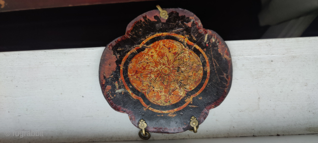 Dealer in Antique Chinese & Tibetan carpets. Email: yamdrok108@gmail.com                        
