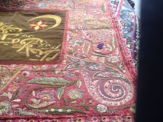 ANTIQUE TURKISH EMBROIDERY WAS GIVEN AS A GIFT IN HONOR AND LOVE/EVIL EYE HAND SIGNALS/ AND FISHES FOR PRODUCTIVITY/55CM\70 CM APROX GRAET COLORS. EXCELLENT CONDITION.HIGHLY SOPHISTICTED EMBROIDERY      