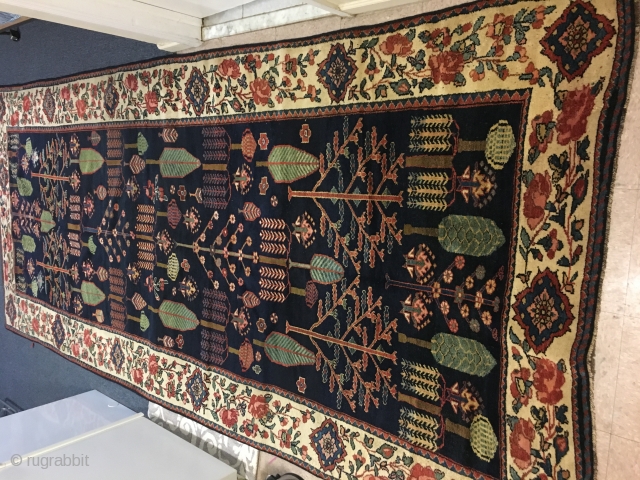 Antique bakhtiari wool on wool 5x13 very good condition 
Circa 1930                      