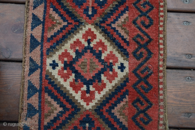 Kyrgyz or Uzbek Central Asian Band circa 1900s. Size 234x034 wool on wool.                    