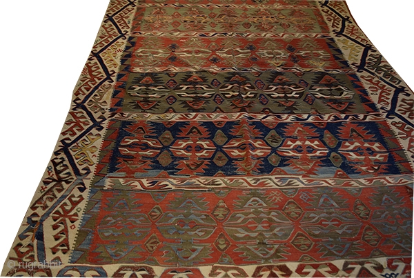 Fine Antique Anatolian Kilim

Konya Kelle 

Size 410x178 cm

Age Ca, 1920                       