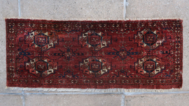 Beautiful and old Tekke torba (88,5 cm. x 34 cm.) Great wool, good dyes, big spacing, fine and with a rare border. Surely older than most, but some moth damages and after ...