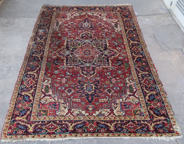 Old Heriz carpet (280 cm. x 190 cm.)
As found condition direct from a french estate. In need of a deep cleaning and some repairs, but complete in size.
Bargain price, shipping worldwide at  ...
