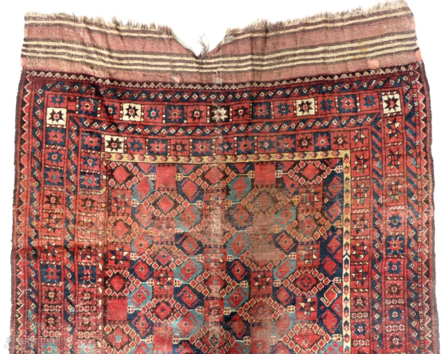Rare and old Beshir rug, (10'1" x 5'1")(308 cm. x 156 cm.)
Typical old colors, priced according to condition only.
Shipping worldwide at cost.
Feel free to ask me directly on my email address: ygissinger@yahoo.fr 