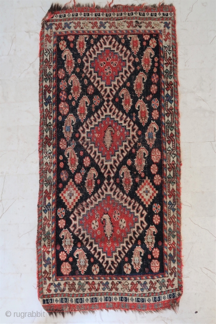 Old and rare Qashqai yastik (125cm x 57cm / 4ft10 x 1ft87)                     