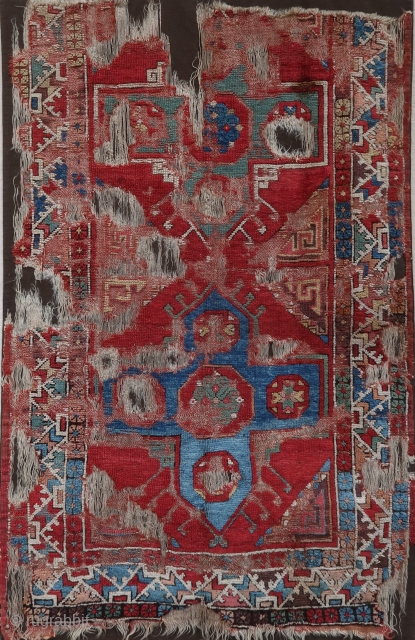 Rare, Old and colorful Konya fragment (dimensions of the fragment: 175 cm x 113 cm)
Museum quality mounting on a dark ground, velcro on 4 sides, ready to display.
Don't hesitate to ask HD  ...