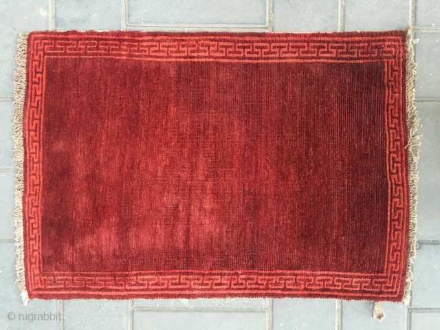 #2059 Tibet rug, simple red color , 丁 hui veins selvage, complete one, tightly row knitting, wool warp and weft. Very good age and 
quality. Size 60*80cm(23*31")      