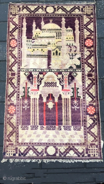 #2040 Chinese Baotou rug, it is a prayer rug by Moslem. Good age and quality. Size 118*73cm(46*28")

                