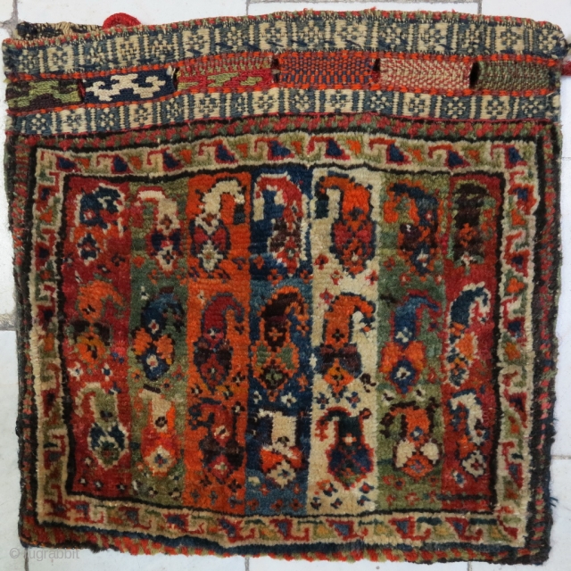 Qhashqhai toubreh wool on wool age: 90 years size: 35 x 36 price:POR                    