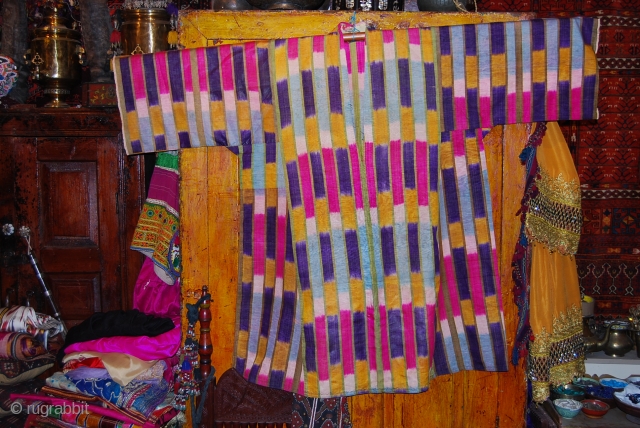 a fabulous ikat robe in a very good condition.                        