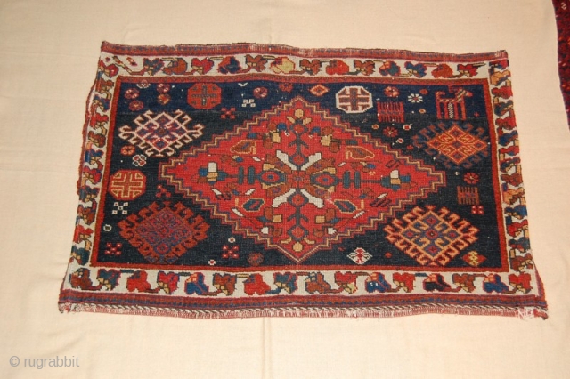 A BEAUTIFUL AFSHAR JHALI  FROM IRAN. ITS IN A VERY GOOD CONDITION WITH BEAUTIFUL COLOURS. THE SIZE IS 77 X 54 CM. FOR MORE INFORMATION KINDLY MAIL ME    