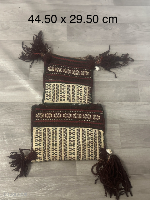 a BEAUTIFUL SALT BEG ( NAMAK DHANI)