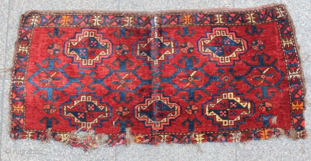 Uzbek / Ersari Chuval
size: 45 x 101 cm                         