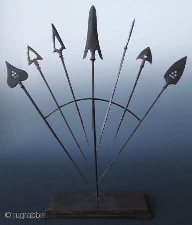 Unusual set of Japanese Mori Clan Yajiri Arrow Heads


A complete set of seven Japanese piercing Yajiri (Yanone) hand forged iron arrows heads. Signed with the pierced Mori clan family crest. 
Watakusi (Flesh  ...