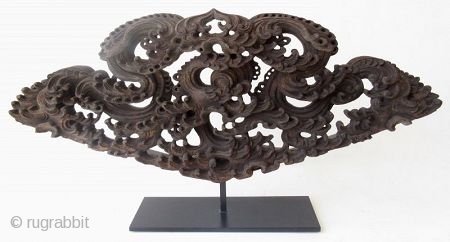 Japanese Mounted Architectural Carving of Waves


A beautiful stand mounted Japanese architectural (corbal) carving of ocean waves. One of this detail and design would have been built into the architecture of a temple.  ...