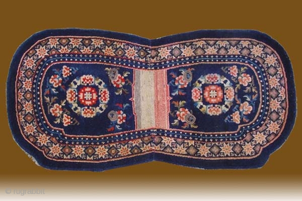 No.D008 * Chinese Baotou Saddle Rug,Origin: Baotou .Age: Early-20th Century..Size: 62x130cm(24"x51").Shape: Oval. Material: 100% Wool Woven: Hand-knotted Background Color: Blues .            