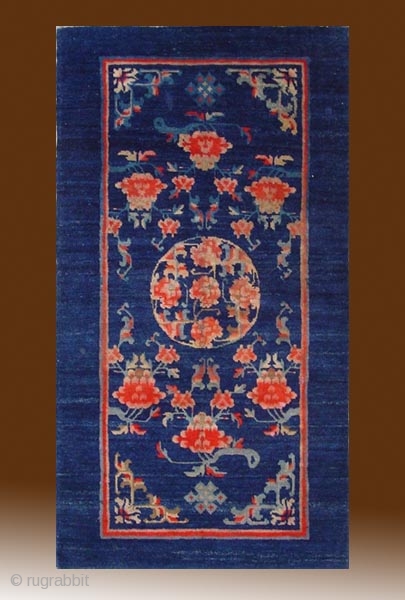 No.R127 * Chinese Antique Rug , Size:57x108cm(23"x42").Origin: Baotou-Suiyuan.Shape: Rectangle. Background Color: Blues 
                    