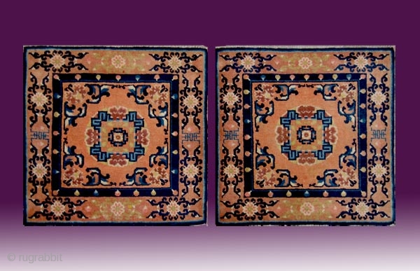 No.R142 * Chinese Antique Mat-Rug,Size:67x68cm( 27" x 27" )x2. Origin: Suiyuan. Shape: Square.Background Color: Wood Red. 
                