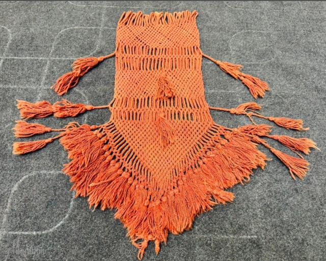 https://zubaidatribalrugs.etsy.com/listing/4379248770                                