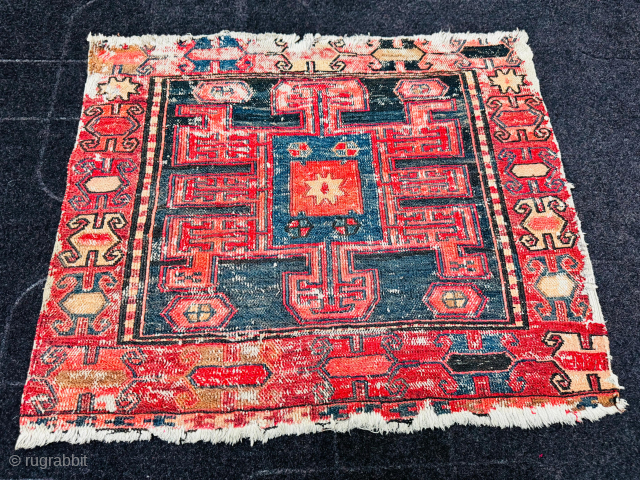 https://zubaidatribalrugs.etsy.com/listing/4393520809
Free delivery