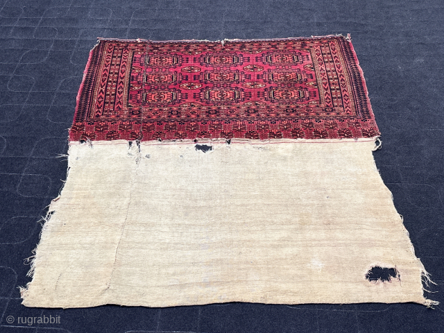 https://zubaidatribalrugs.etsy.com/listing/4388475633
Over 150 You Years Old.