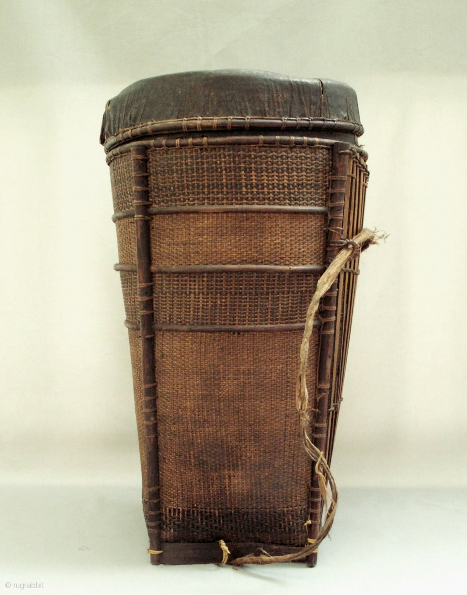 Bidayuh Basket rrare late 19th/early 20th CE storage