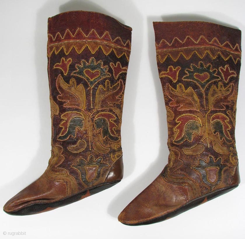 Ичиги 19 века. Национальная казахская обувь ичиги. Ичиги казачьи. Ичиги обувь донских Казаков.