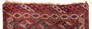 Description and origin: Yomut main rug. From Turkmen tribe.

Dimensions: 300 cm x 200 cm

Age: around 100 years

Condition: overall goo condition. Normal wear and tears, notably at fringe level. One minor whole.  