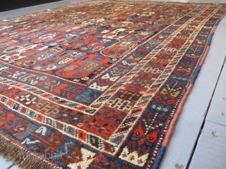 Very attractive antique Khamseh Rug, 2.00m x 1.70m (6' 7" x 5'7"). Great design. 
www.aaronnejad.com
                  
