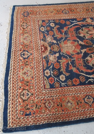 Very rare 19th century 'Ziegler' Rug 2.56m x 1.50m (8'4" x 4'11"). Excellent condition, and super decorative. Clean and ready to go into your setting!        