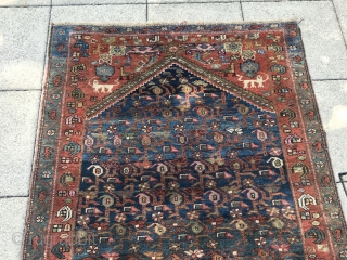 Cute Kurdish rug with great wool and beautiful dyes. 2.00m x 1.20m (6' 5" x 3.10") Note the royal lions in the spandrels. Subtle range of colours. The condition is very good.  ...
