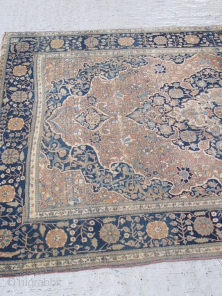 Mokhtashem Kashan Rug, 1.98m x 1.30m (6'7" x 4'3") Velvety 'Kurk' wool and a fine weave, high knot count. Subtle colours and a restrained elegant design. Very good pile, very minor restoration  ...