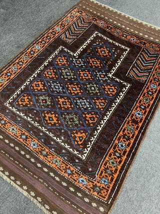 Beluch Rug (full pile)  1920's
Feet: 3.4 x 4.9
Size: 100 x 145
neutralrug@gmail.com 
+905448051068 
IG: @neutralrug
https://www.instagram.com/neutralrug?igsh=MXNqdDl5N3NucG9haQ%3D%3D&utm_source=qr
Emre Neseli                 