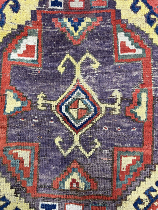 Konya Rug 1880's
Feet: 3.3 x 3.8
Size: 100 x 112
neutralrug@gmail.com 
IG: @neutralrug 
https://www.instagram.com/neutralrug?igsh=MXNqdDl5N3NucG9haQ%3D%3D&utm_s... 
+905448051068 
Emre NESELI                  