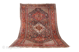 Antique Khamseh or Qashqai rug, early 20Th century. 258 x 167cm (101,5” x 66”).

A piece with excellent quality of velvety wool, with varied and saturated dyes dominated by an opulent hue of  ...