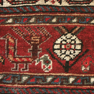 Antique Khamseh or Qashqai rug, early 20Th century. 258 x 167cm (101,5” x 66”).

A piece with excellent quality of velvety wool, with varied and saturated dyes dominated by an opulent hue of  ...