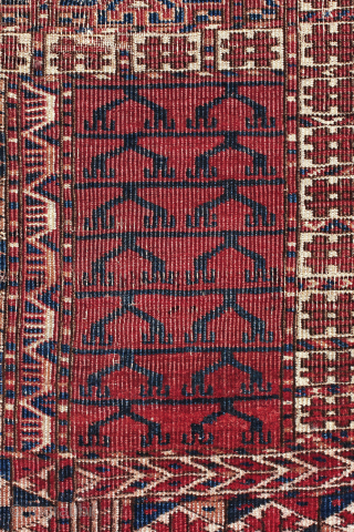 Antique Tekke Ensi, late 19th century.

166 cm x 115 cm

See more rugs in https://trybal.com.ar

Please contact direct mail: arq.abel.try@gmail.com               