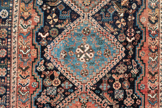 Antique Afshar Neiriz Rug, early 20th century

227 cm x 131 cm

This is an antique Afshar rug, woven in early 20 th century. A collector´s and a nice decorative rug with a sober  ...