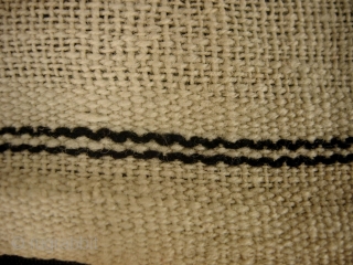 China: Fine old Yao embroidered woman's headscarf with Chinese characters, from the Kin Mun Lantien subgroup Yunnan/Vietnam. This piece is in excellent condition with no damage and is circa early 20th century.  ...