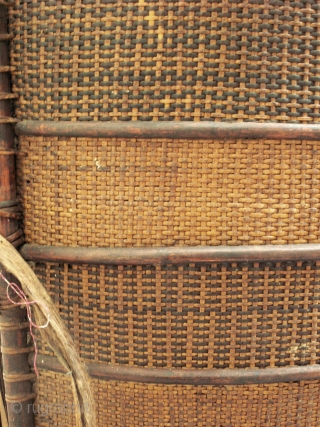 Bidayuh Basket : rrare late 19th/early 20th CE storage basket from the Bidayuh people of Sarawak. The lid is made from the skin of a sambar deer while the basket plaiting is  ...