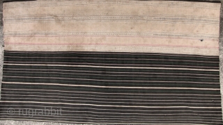  Semi-antique blanket or sarong from the Stieng/Xtiêng ethnic group Vietnam. Over 60 years. Woven from all handspun cotton threads and is unusually large for a single panel. There is one ink  ...