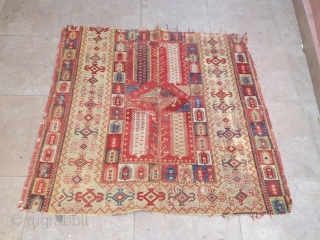 Anotolian fragment rug size 117x117                            