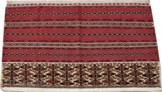 Extremeley fine Tekke Ak Tschowal in Nimbaft-quality, circa 115 x 74 cm,
part knotted and Kilim,
19th century, perfect condtion, nice, bright colours.

Price: on request, more information: www.adil-besim.at

       